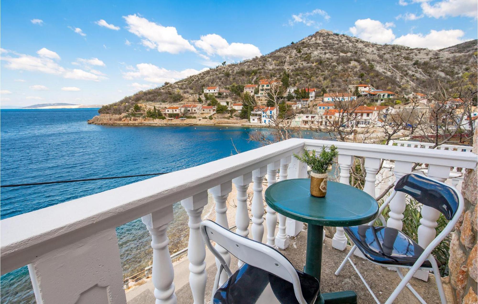 Cozy Apartment In Starigrad With House Sea View エクステリア 写真
